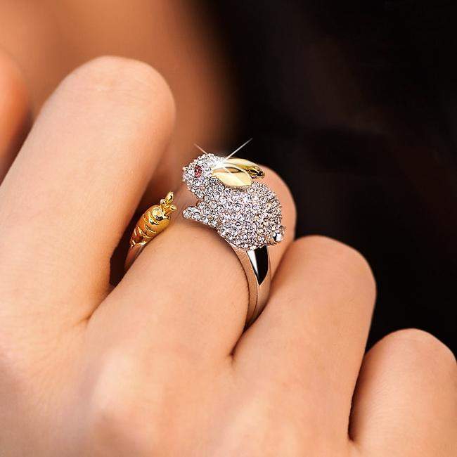 Genoveva | Elegant adjustable silver ring with cute bunny & carrot, decorated with sparkling crystals